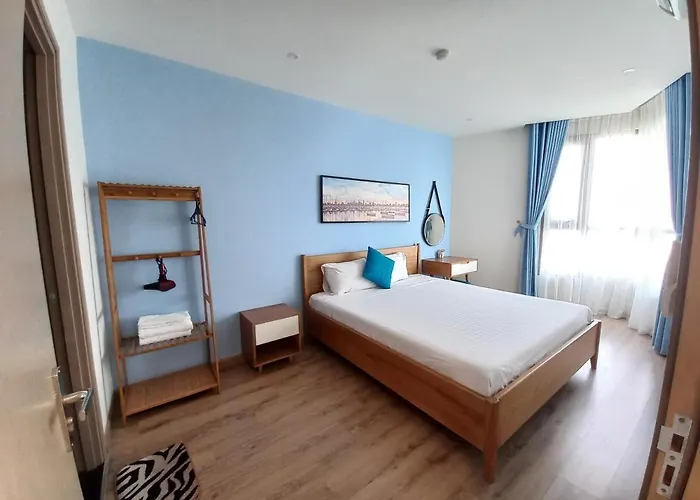Angela House * Hạ Long